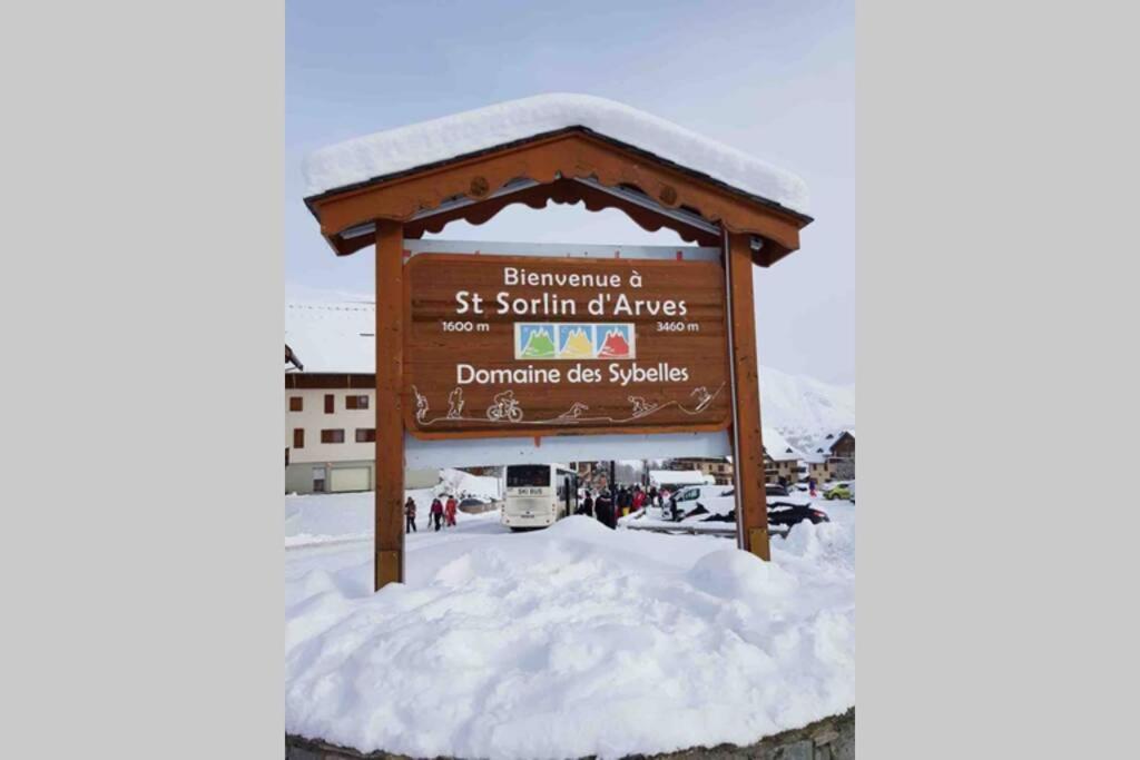 Logement 4/6 personnes à la montagne avec piscine Apartamento Saint-Sorlin-dʼArves Exterior foto