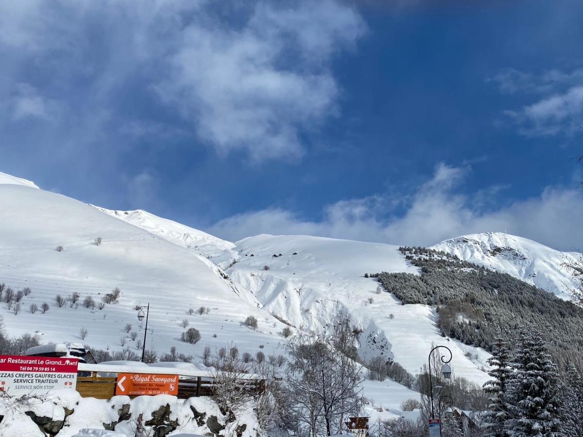 Logement 4/6 personnes à la montagne avec piscine Apartamento Saint-Sorlin-dʼArves Exterior foto